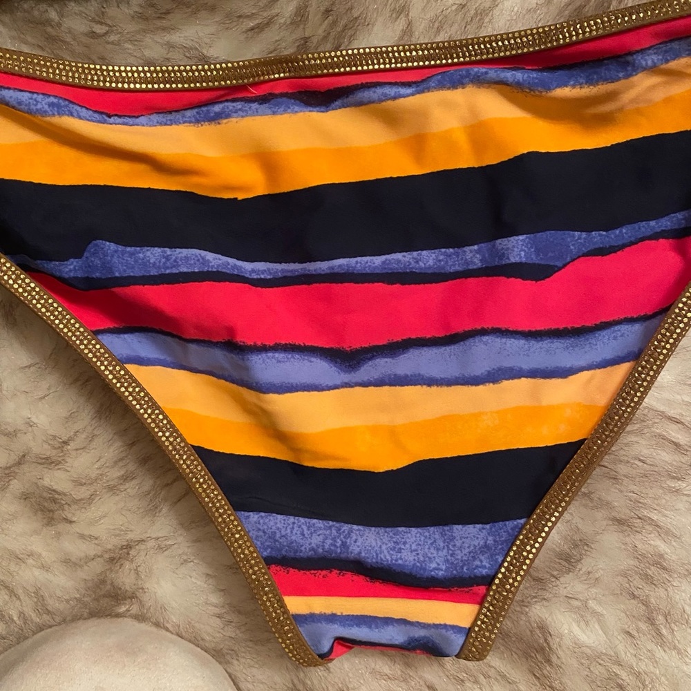 Aerie multi color bikini set size 32C and small bottom - Picture 3 of 6